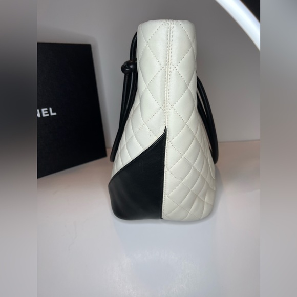 Chanel Cambon Tote Shoulder Bag Handbag White/Black Quilted Lambskin Leather - Picture 5 of 8
